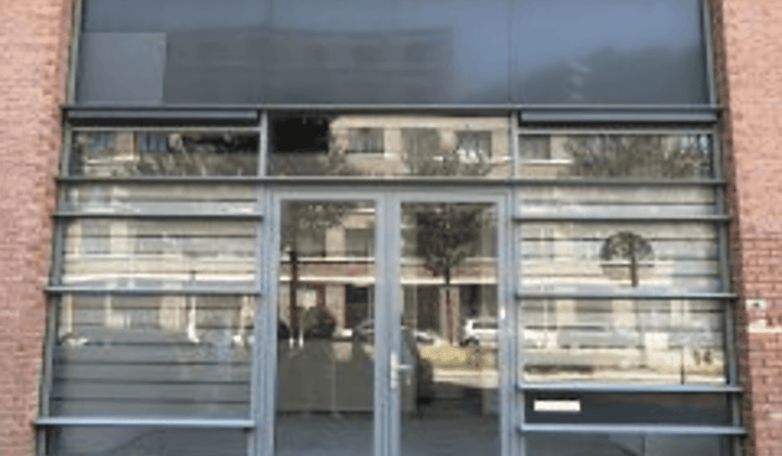 Bedrijfsruimte · 53 m² · €700,-