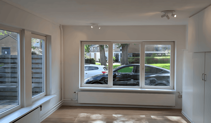 Studio · 37 m² · €1395,-