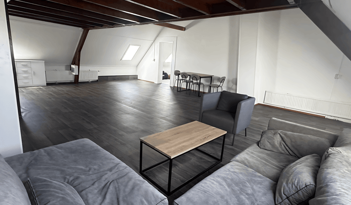 Appartement · 104 m² · €1500,-