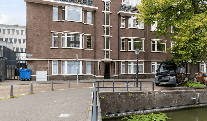 Huis · 247 m² · €2500,-