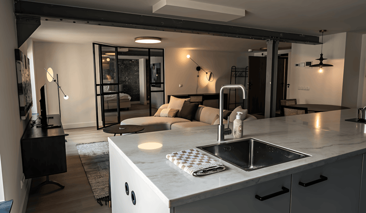 Appartement · 97 m² · €3350,-