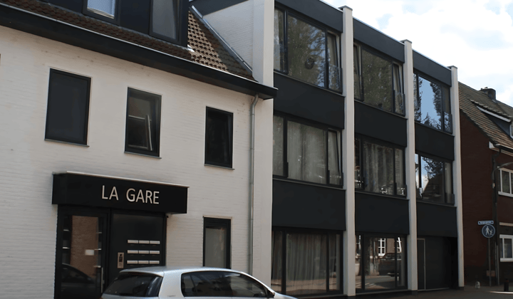 Appartement · 54 m² · €1075,-