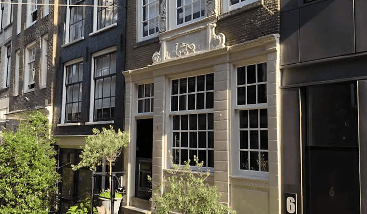 Huis · 180 m² · €5000,-