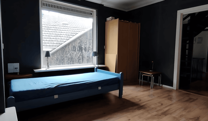 Kamer · 16 m² · €590,-