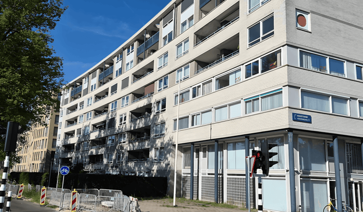 Appartement · 81 m² · €2250,-