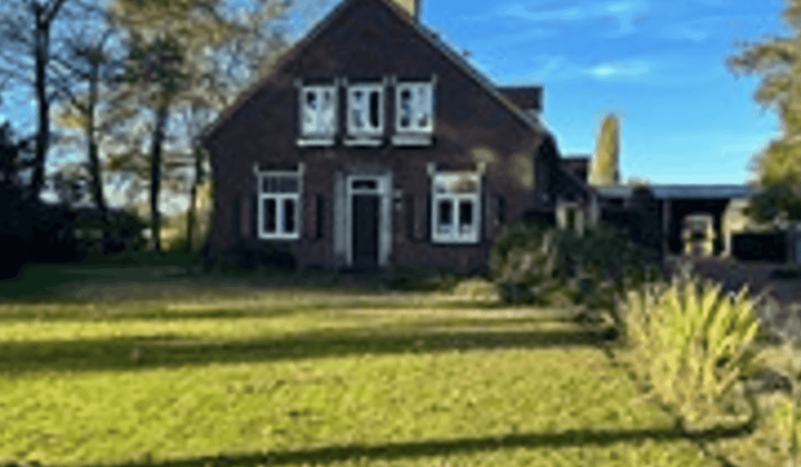 Huis · 115 m² · €1250,-