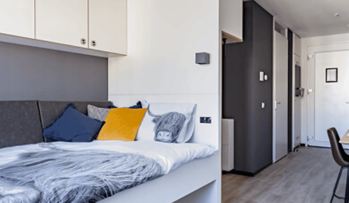 Studio · 33 m² · €1199,-