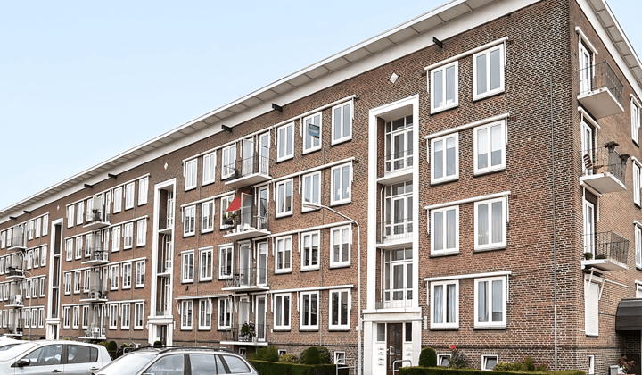 Appartement · 90 m² · €1575,-