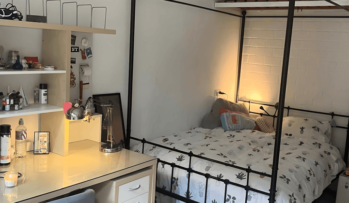 Kamer · 16 m² · €450,-