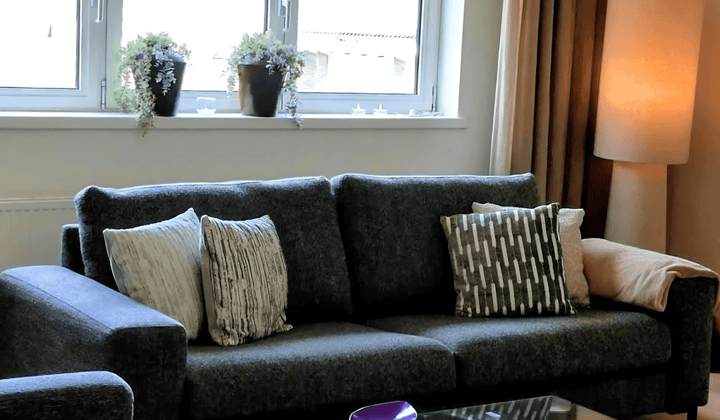 Appartement · 90 m² · €1975,-