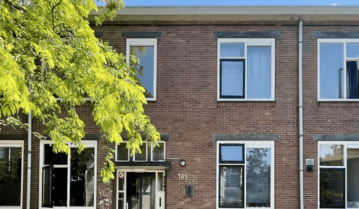 Kamer · 16 m² · €648,-