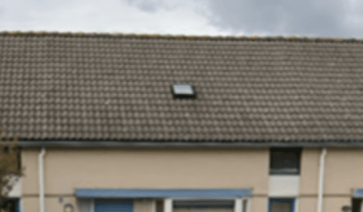 Kamer · 74 m² · €713,-