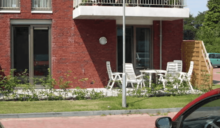 Appartement · 76 m² · €713,-