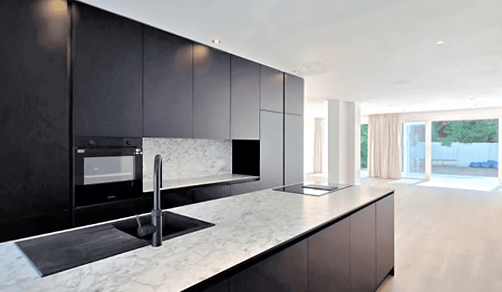 Huis · 200 m² · €3950,-