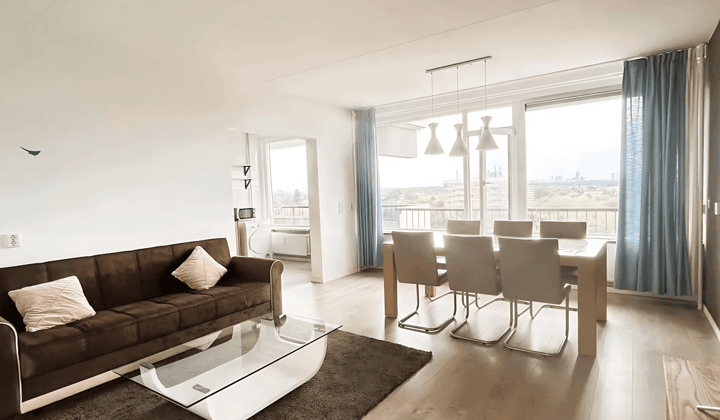 Appartement · 86 m² · €2500,-