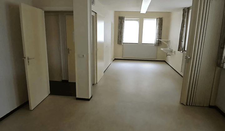 Anti Kraak · 100 m² · €300,-