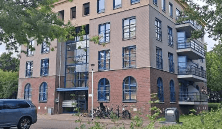 Appartement · 75 m² · €1228,-