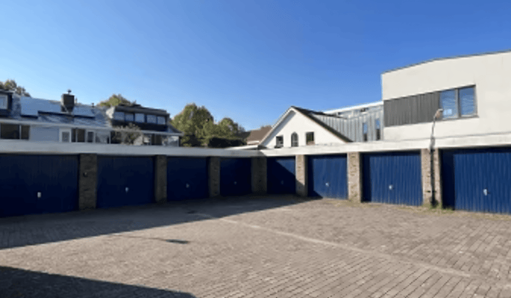 Parkeerplaats · 15 m² · €175,-