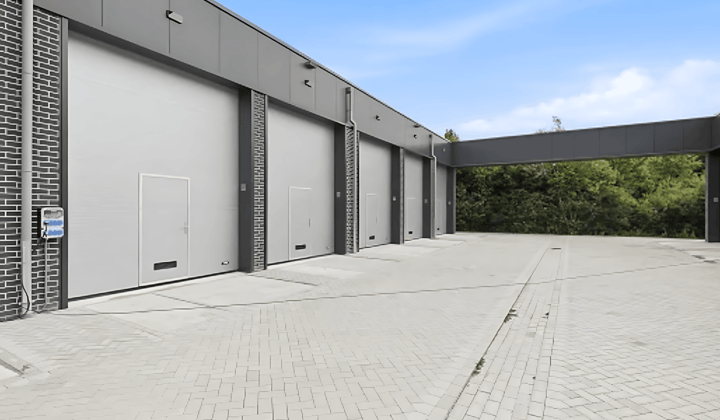 Opslagruimte · 40 m² · €395,-