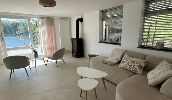 Huis · 104 m² · €2445,-