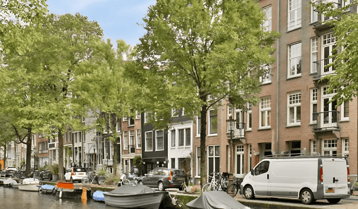 Huis · 123 m² · €4000,-