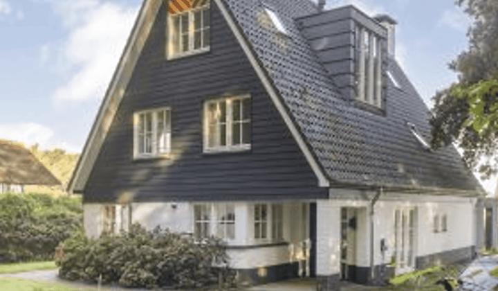 Huis · 207 m² · €3200,-
