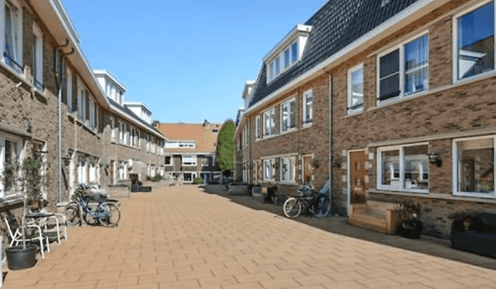 Appartement · 85 m² · €2200,-