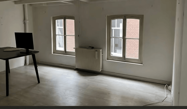 Kamer · 34 m² · €820,-