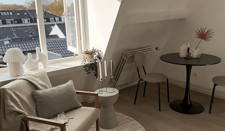 Studio · 24 m² · €1000,-