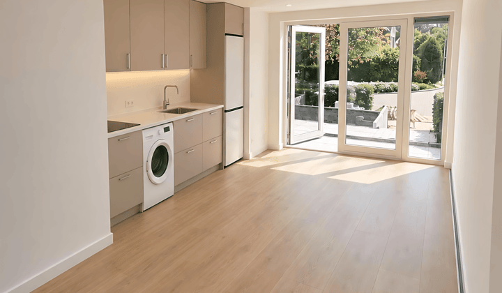 Studio · 23 m² · €1100,-