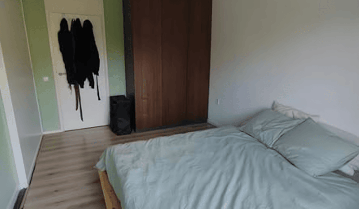 Appartement · 90 m² · €1200,-