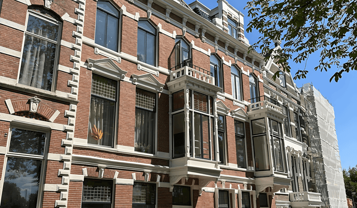Appartement · 98 m² · €2000,-