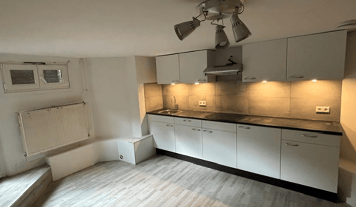 Kamer · 21 m² · €852,-