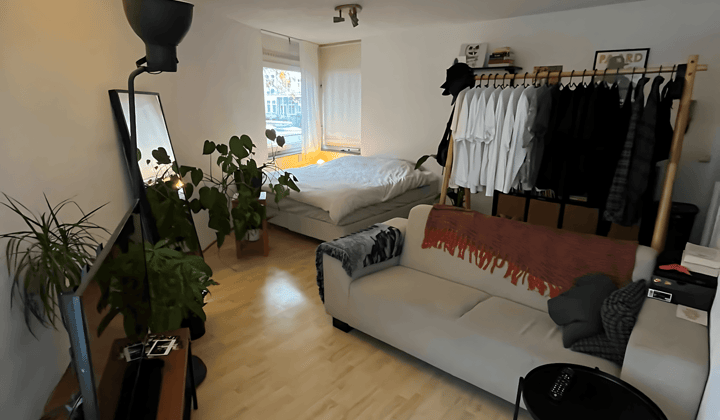 Studentenkamer met privébadkamer en gedeelde keuken