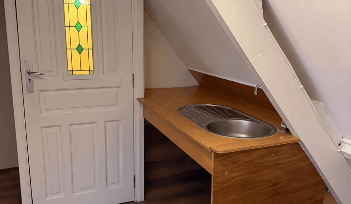 Kamer · 26 m² · €690,-