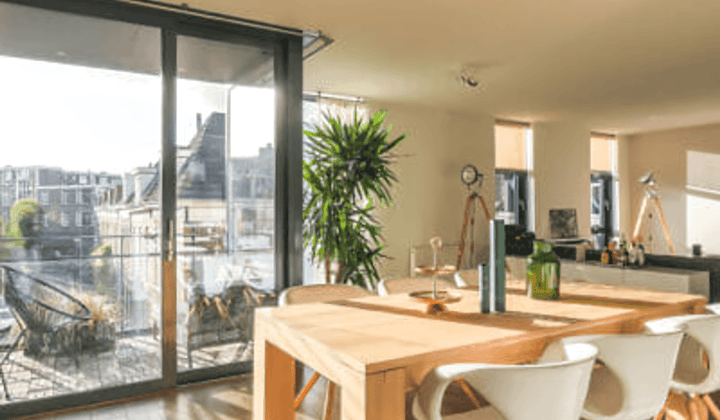 Appartement · 118 m² · €2495,-