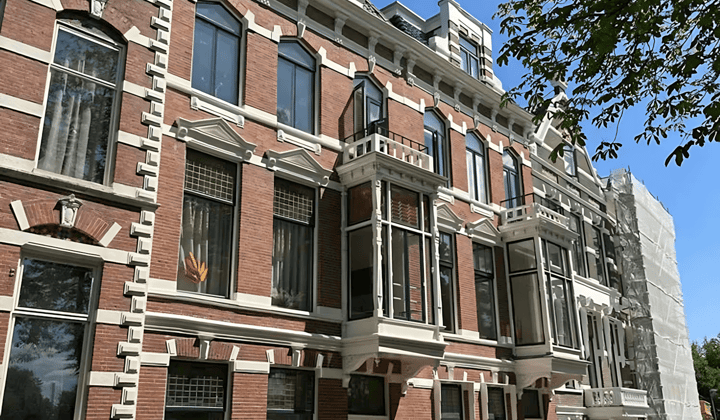 Appartement · 98 m² · €2200,-