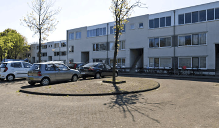 Kamer · 18 m² · €498,-