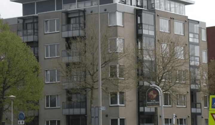 Appartement · 77 m² · €713,-