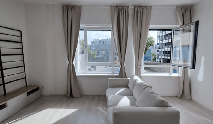 Appartement · 40 m² · €1050,-