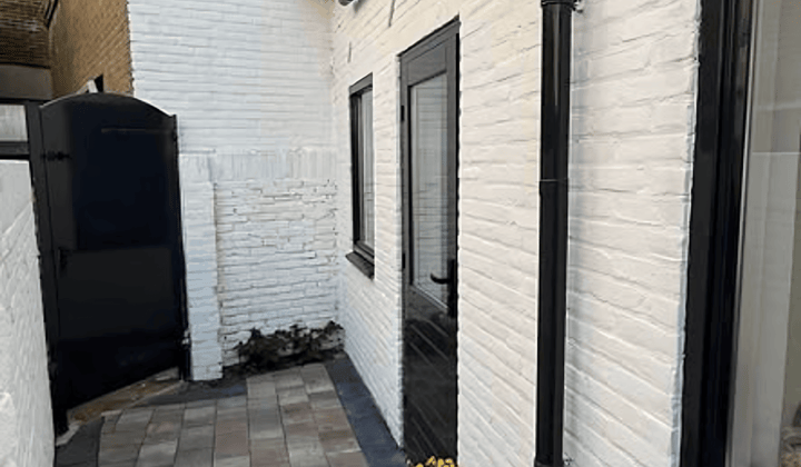 Huis · €1250,-