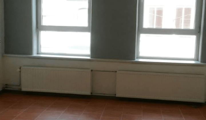Kamer · 27 m² · €850,-