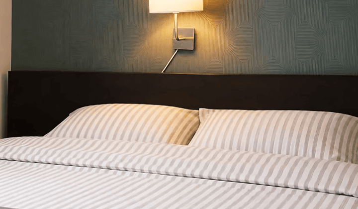 Kamer · 14 m² · €900,-