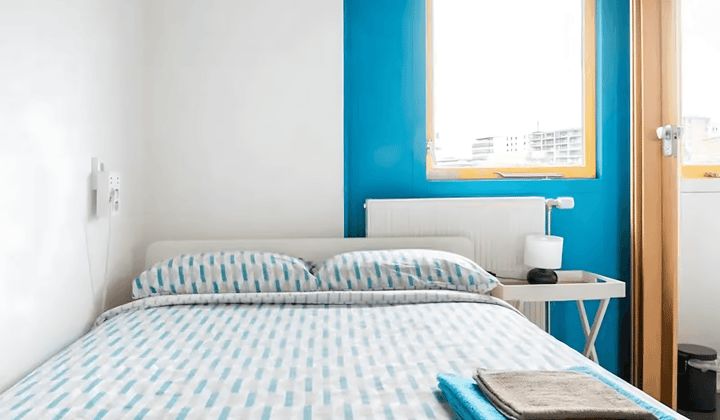 Kamer · 11 m² · €1000,-