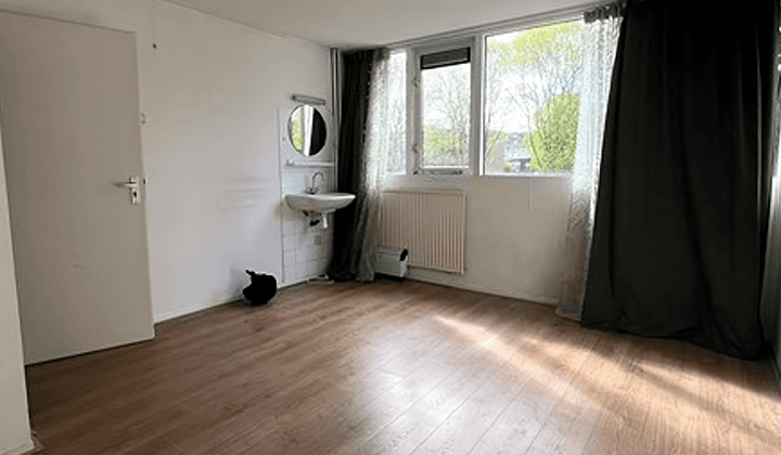 Kamer · 14 m² · €750,-