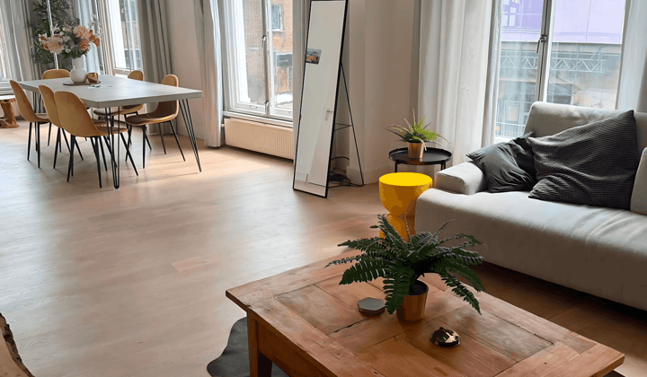 Appartement · 120 m² · €2500,-