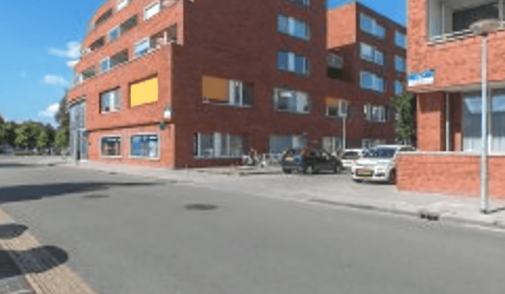 Appartement · 84 m² · €1235,-