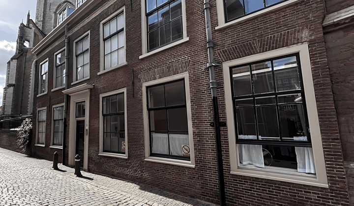 Studio · 21 m² · €666,-