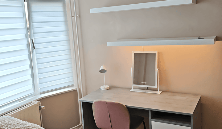 Kamer · 10 m² · €550,-