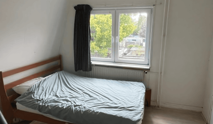 Kamer · €465,-